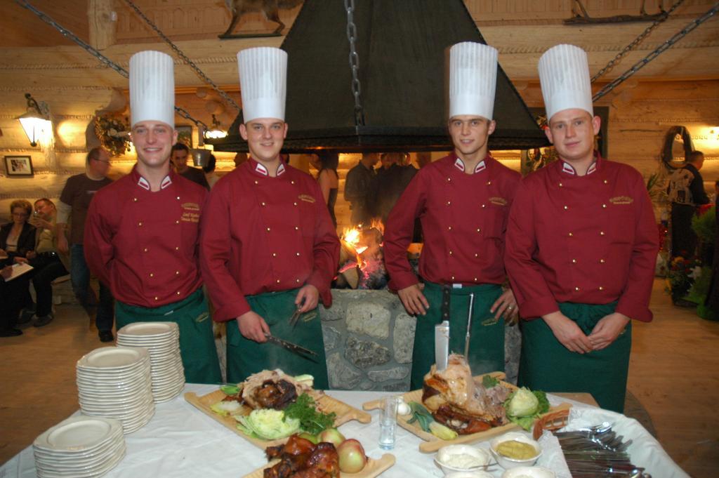 Hotel Gazdowka Spa Osielsko Esterno foto